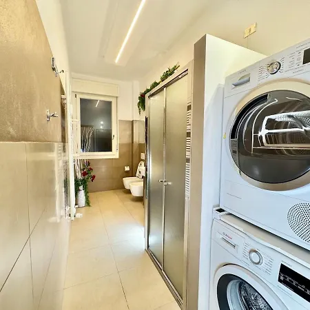 Armonia House - 2 Minutes From The Station Bolonia