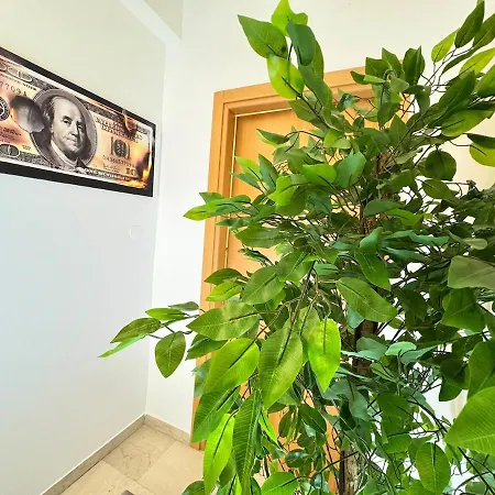 Armonia House - 2 Minutes From The Station Apartamento