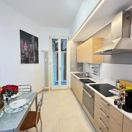 Armonia House - 2 Minutes From The Station Apartamento *